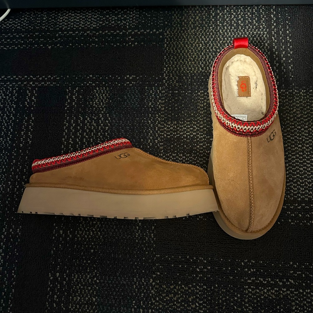 UGG Tazz, Chestnut